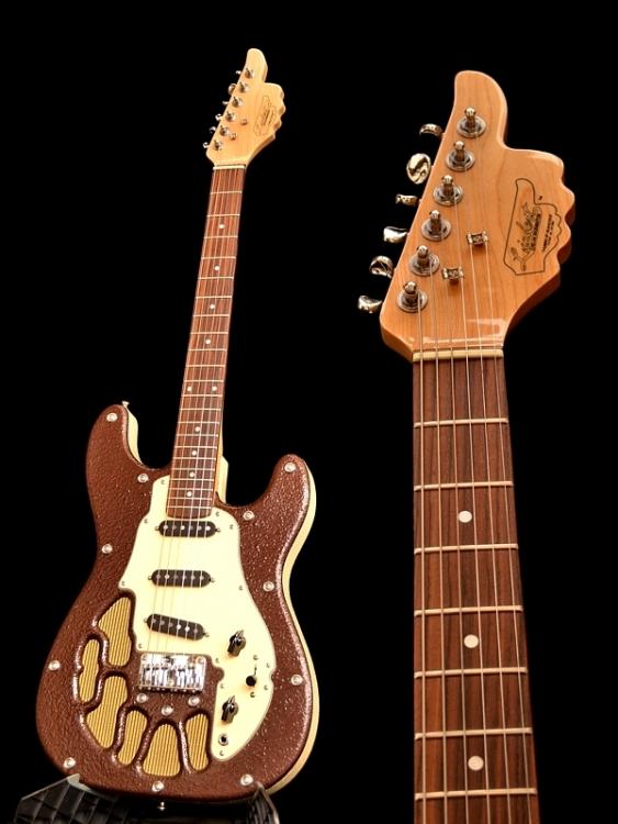 8754-01-lindert-diesel-s-strat-chelan-washington-new-mint-original.jpg