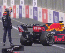 kick-tyre.gif
