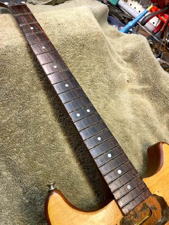 82 frets.jpg