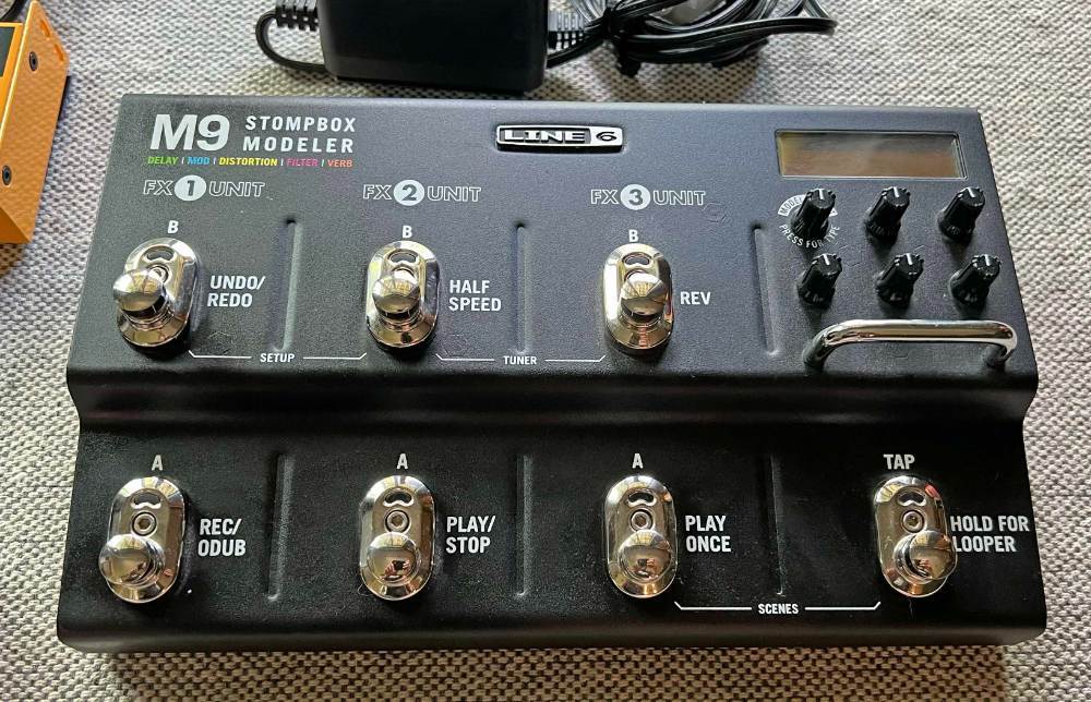 Line2 copy.jpg